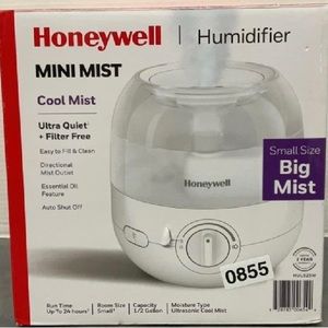 HONEYWELL MINI MIST HUMIDIFIER 1/2 GAL CAPACITY